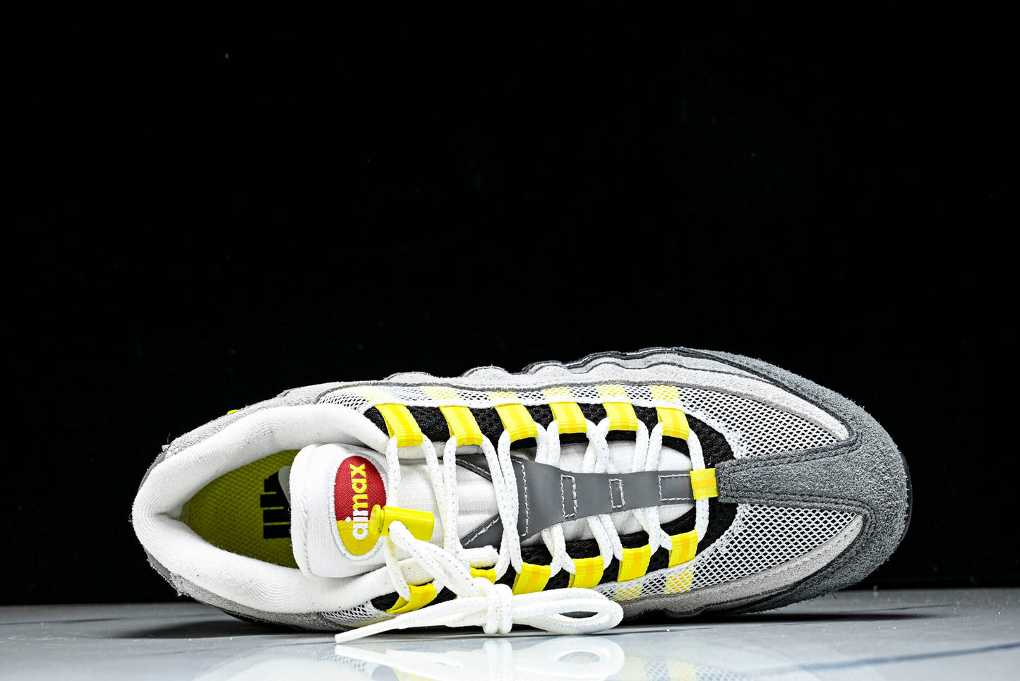 Undefeated x AM95 Geo Exclusive Pack 'Shanghai Opti Yellow'