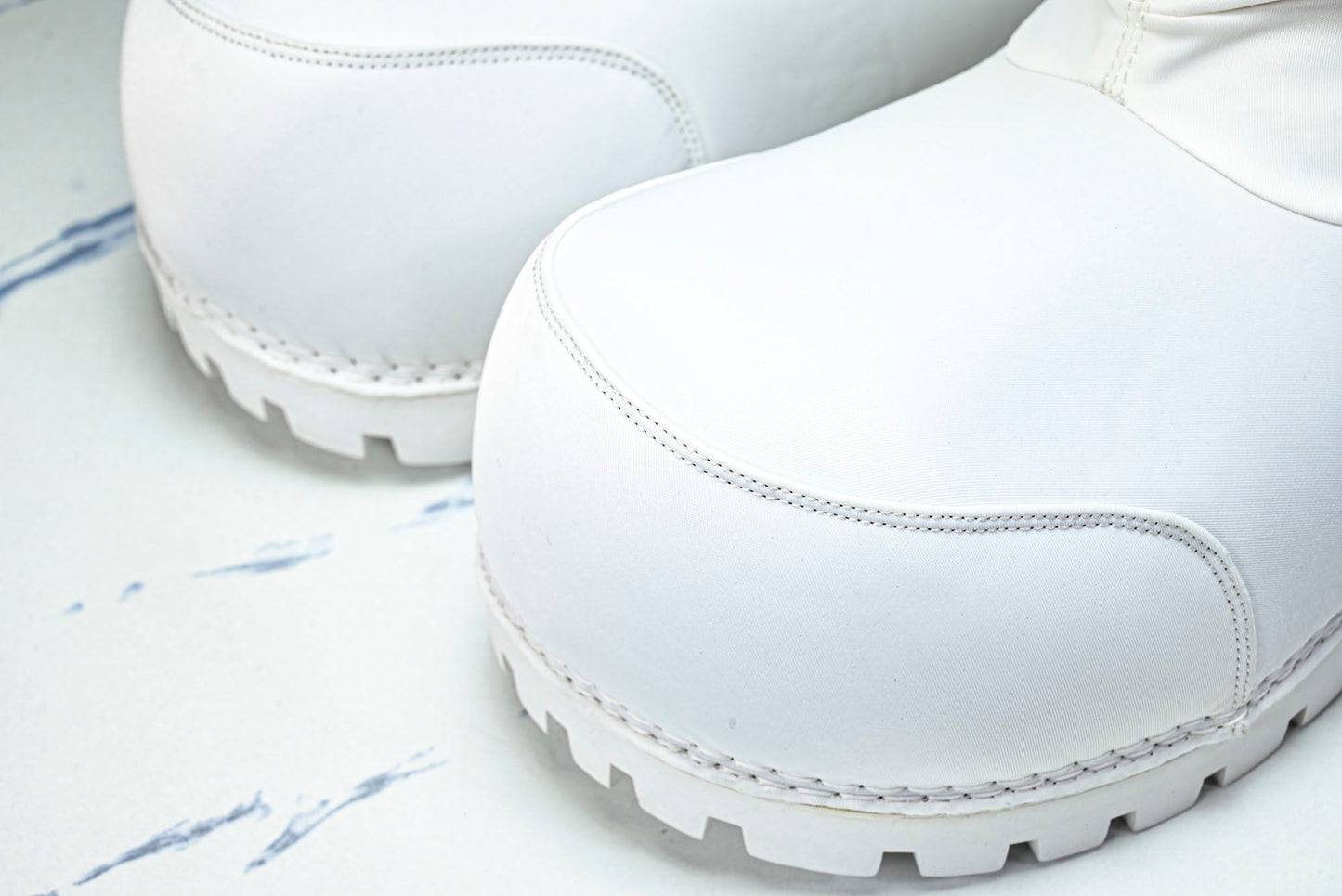 Вalenciaga Alaska Low Boot 'White'