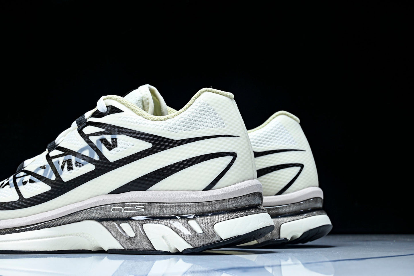 Salomon x Maison Margiela XT-MM6 'Vanilla Ice'