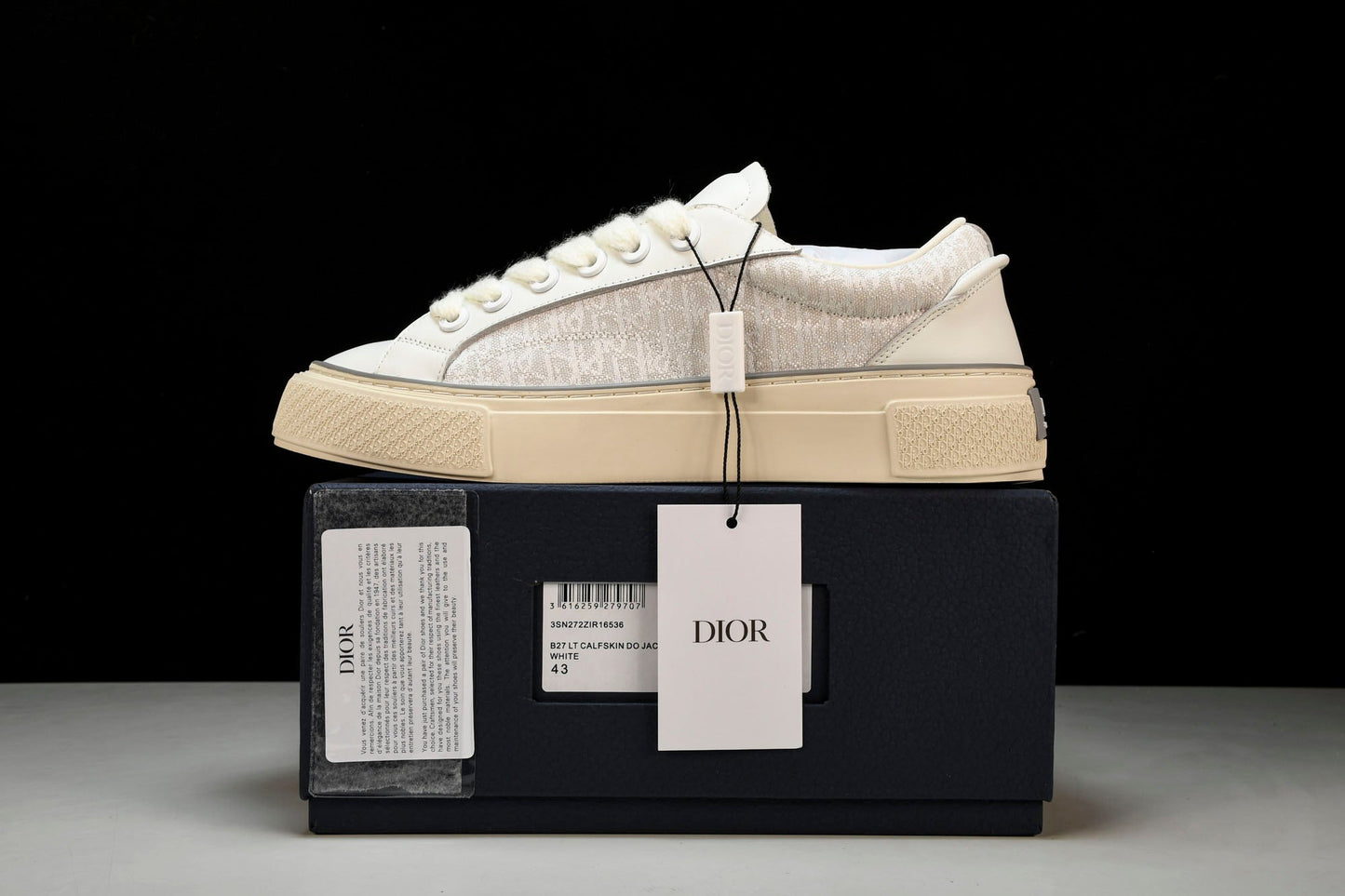 D1or B33 'White Oblique' - UK 11 / US 12 / EU 45