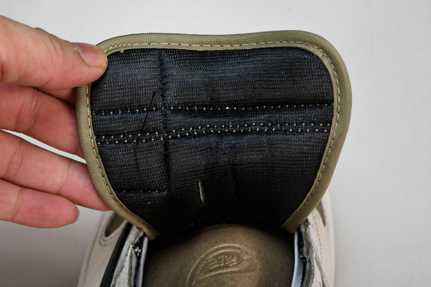 Travis Scott x AJ1 Low 'Golf' - UK W 3 (M 3.5) / US W 5.5 (M 4) / EU 36