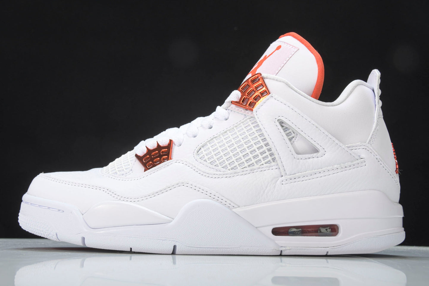 AJ4 Retro OG 'Orange Metallic' - UK 9.5 / US 10.5 / EU 44.5