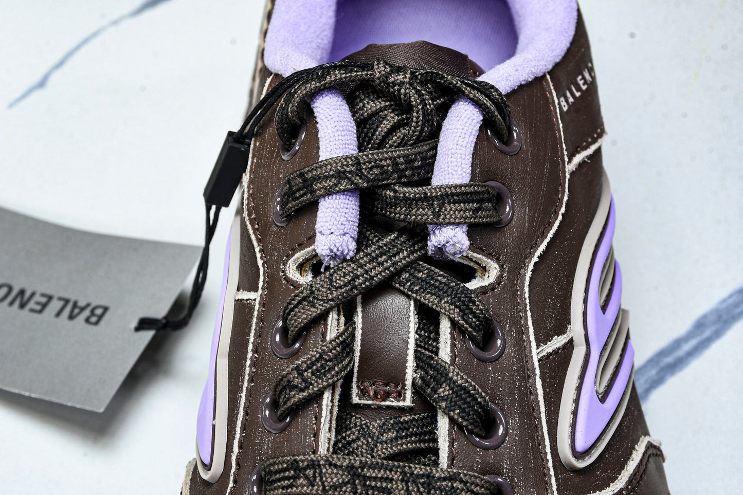 Вalenciaga Hamptons Worn-Out Sneaker 'Brown Lilac'
