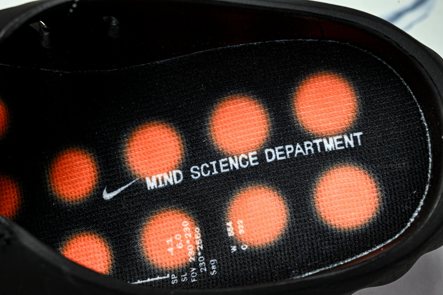 Mind 001 Slide 'Black'