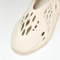 Yzy Foam RNNR 'Ararat'