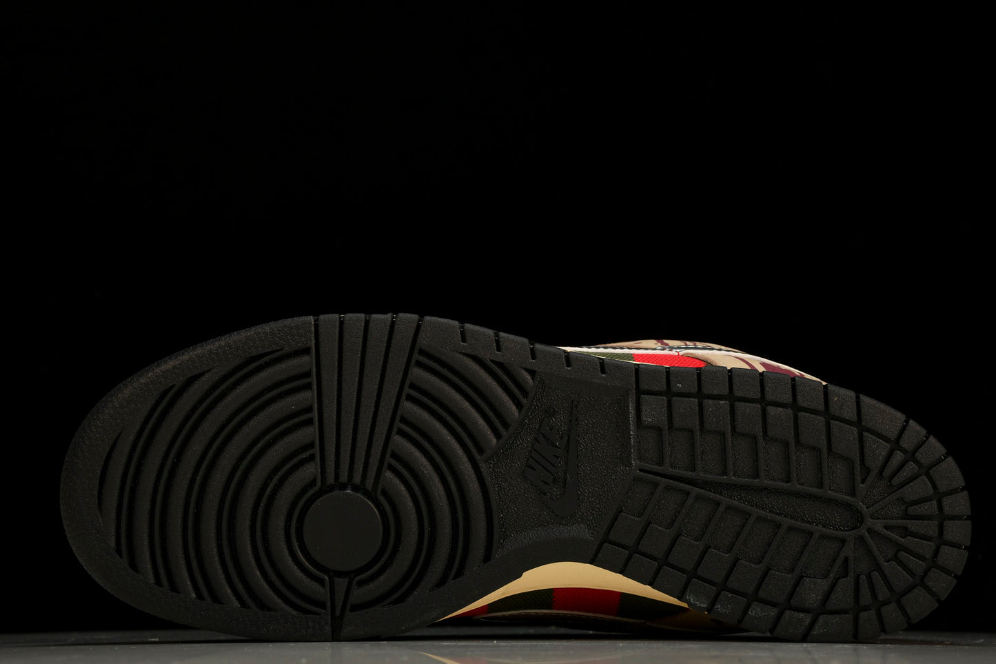SB Dnk Low 'Freddy Krueger'