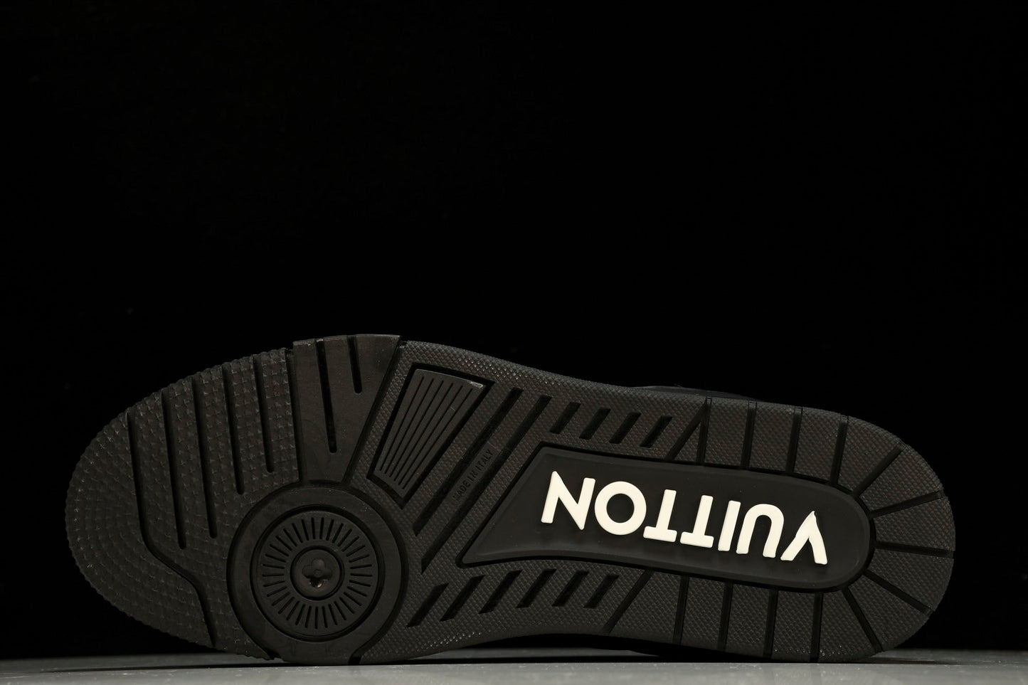 Louis Vuittоп Trainer Low 'Black Embossed' - UK 6 / US 7 / EU 40