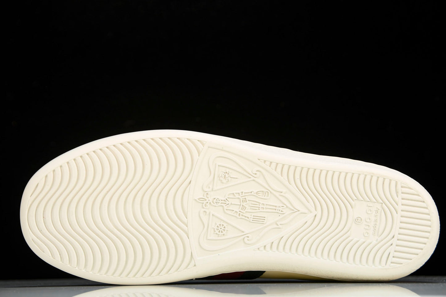 Guссi Ace 'Bee' - UK 10 / US 10.5 / EU 44 - UK 10 / US 10.5 / EU 44
