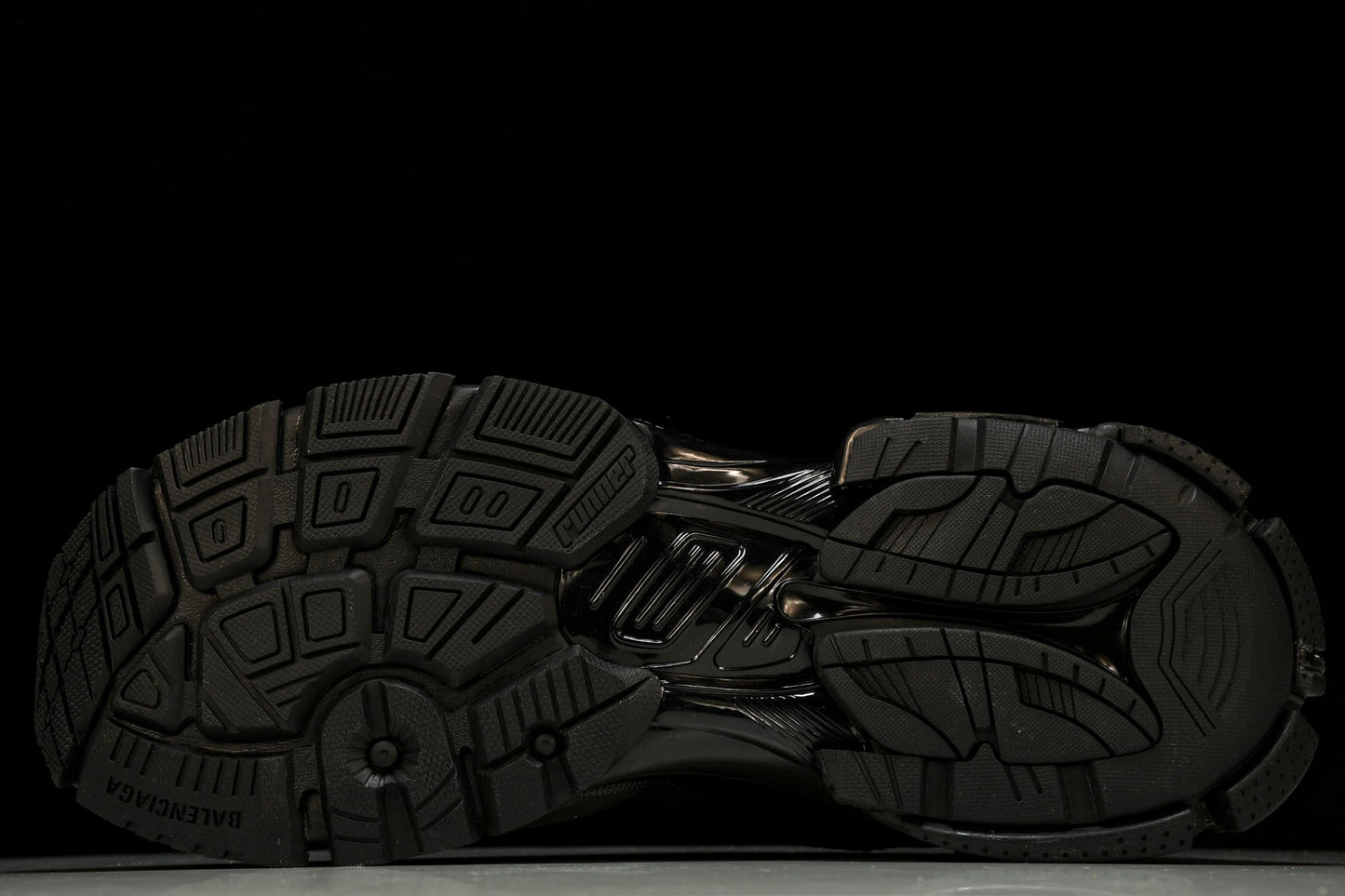 Runner 'Triple Black - Matte' - UK 10 / US 11 / EU 44