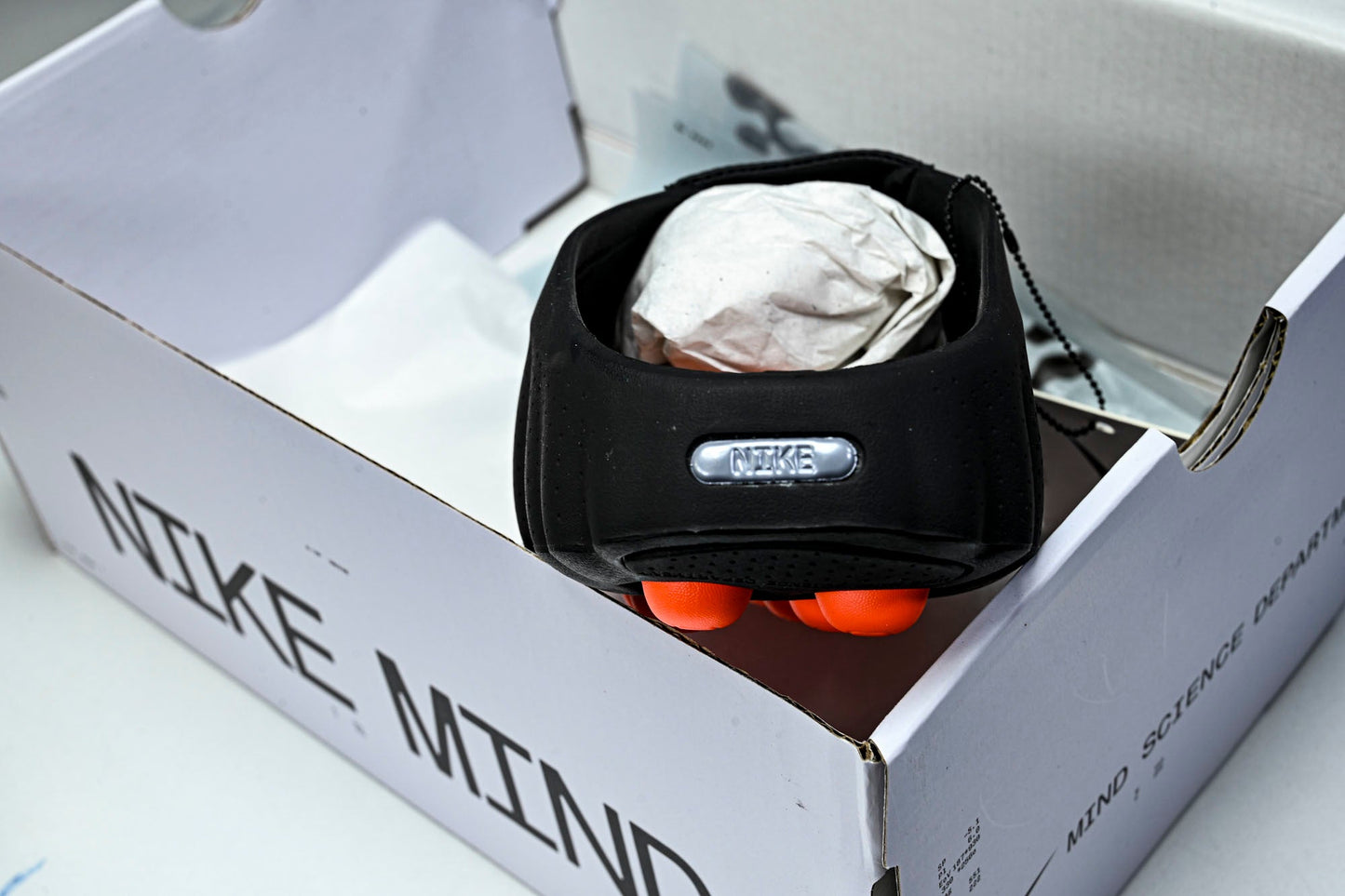 Mind 001 Slide 'Black'