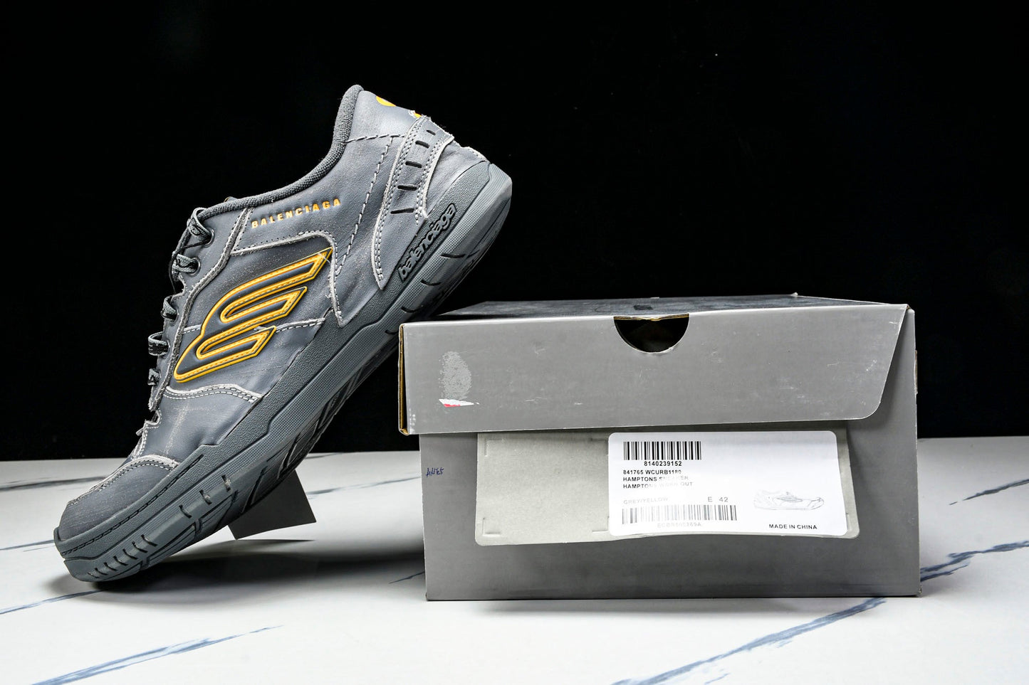 Вalenciaga Hamptons Worn-Out Sneaker 'Grey Yellow'