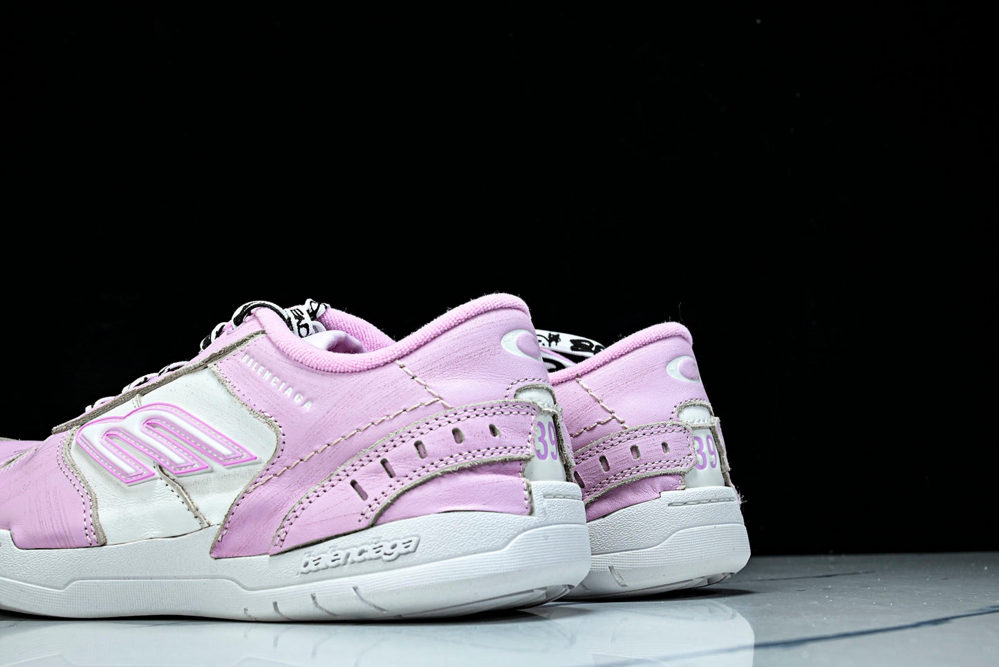 Вalenciaga Hamptons Worn-Out Sneaker 'White Pink'