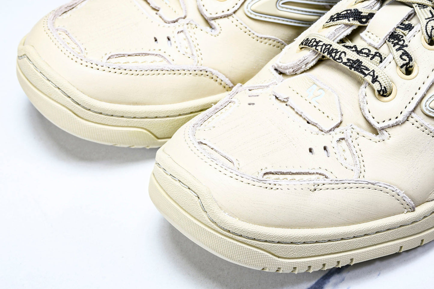 Вalenciaga Hamptons Worn-Out Sneaker 'Beige'