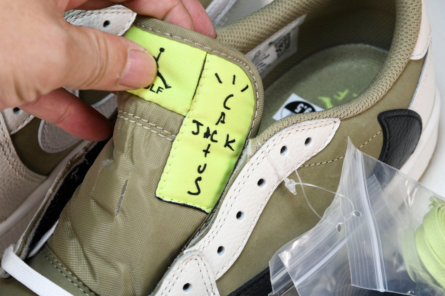 Travis Scott x AJ1 Low 'Golf' - UK W 3 (M 3.5) / US W 5.5 (M 4) / EU 36