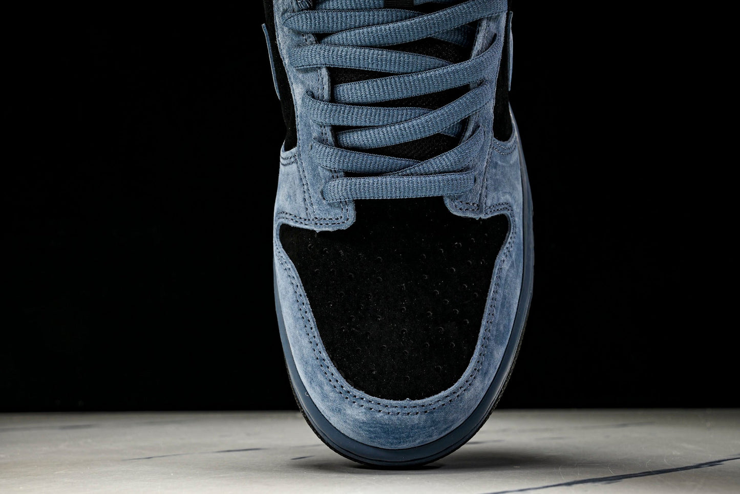 SB Dnk Low x Supreme 94 Ocean Fog