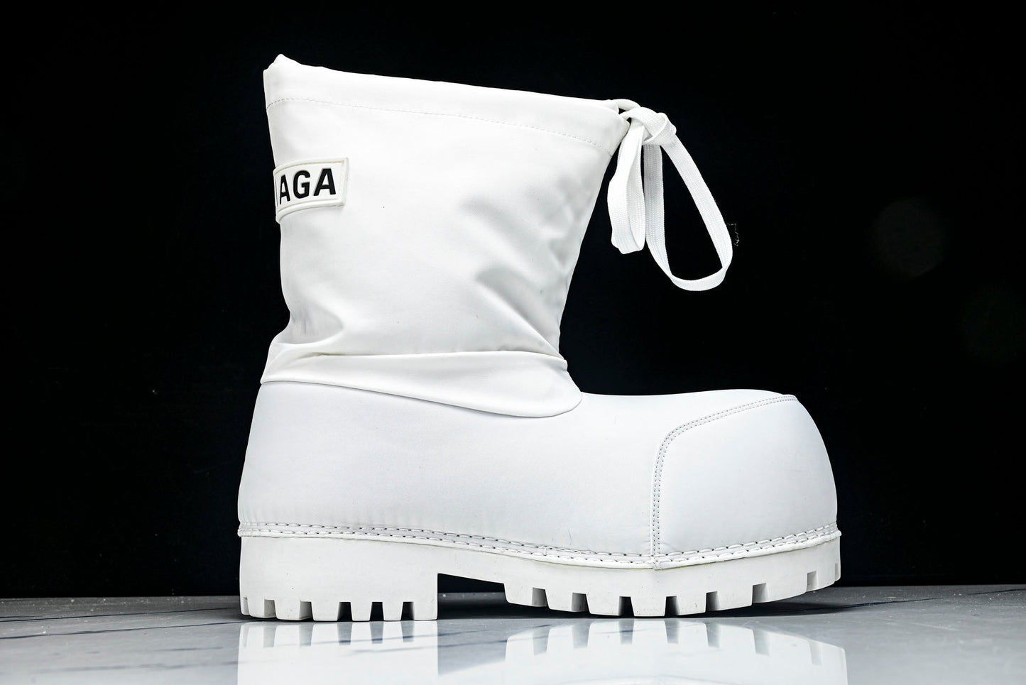 Вalenciaga Alaska Low Boot 'White'