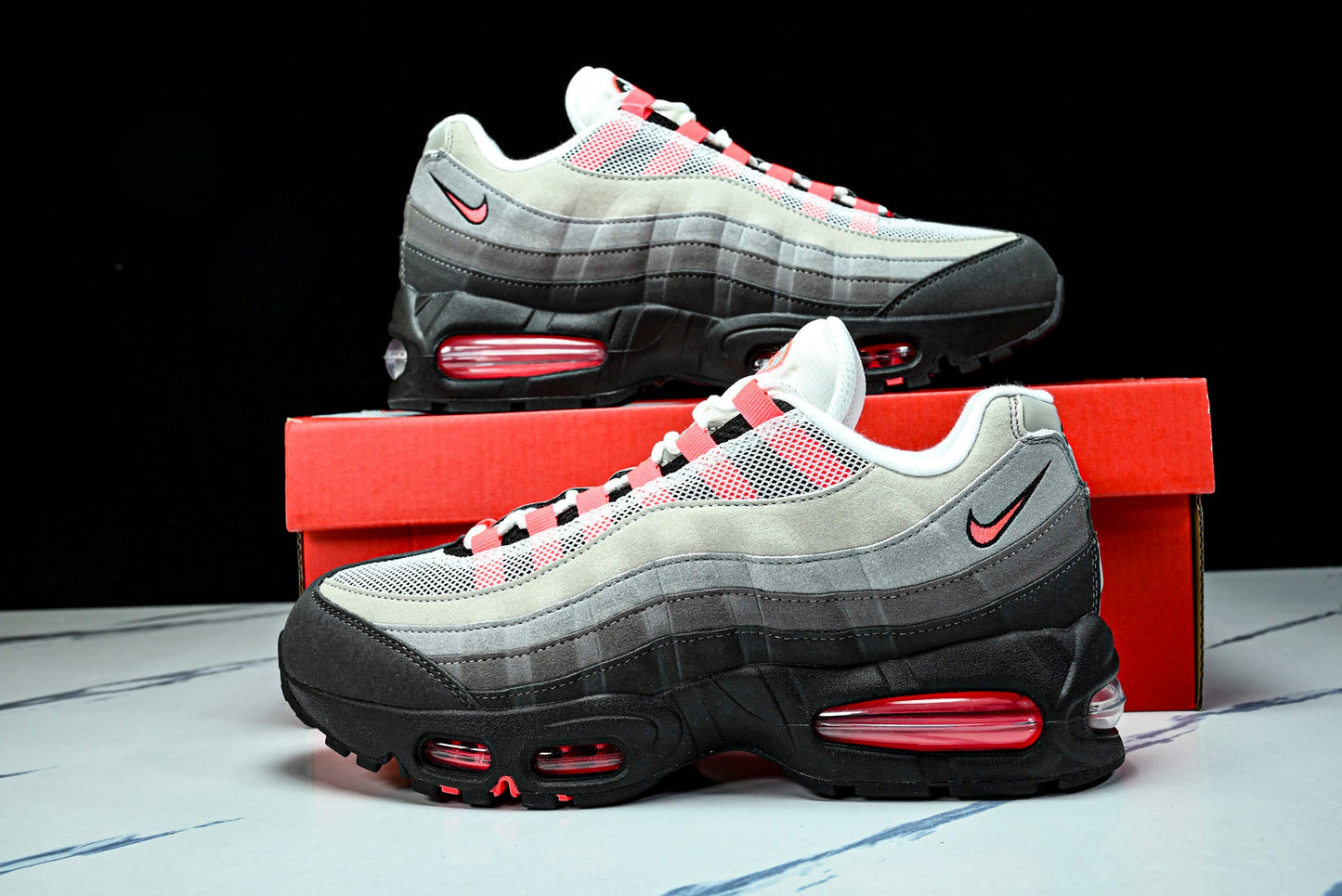 AM95 OG 'Solar Red 2.0'