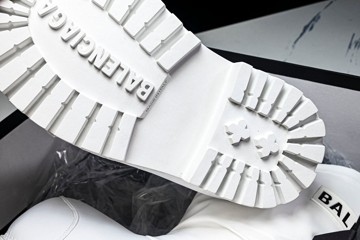 Вalenciaga Alaska Low Boot 'White'