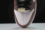 Supreme x SB Dnk Low Stars 'Barkroot Brown'