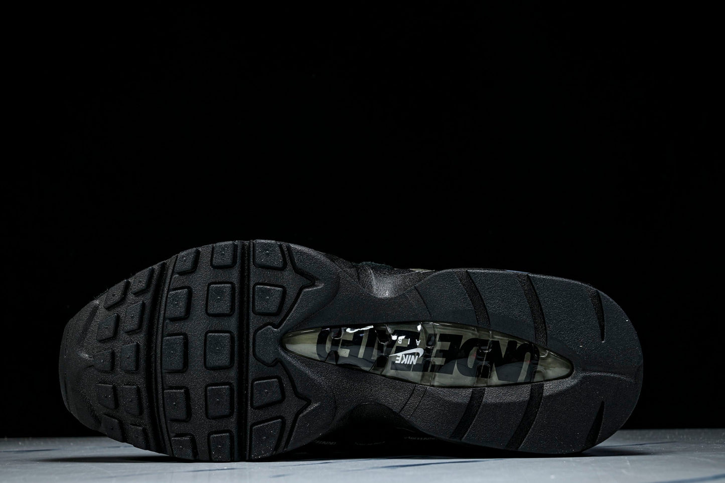 Undefeated x AM95 Geo Exclusive Pack 'LA Brea'