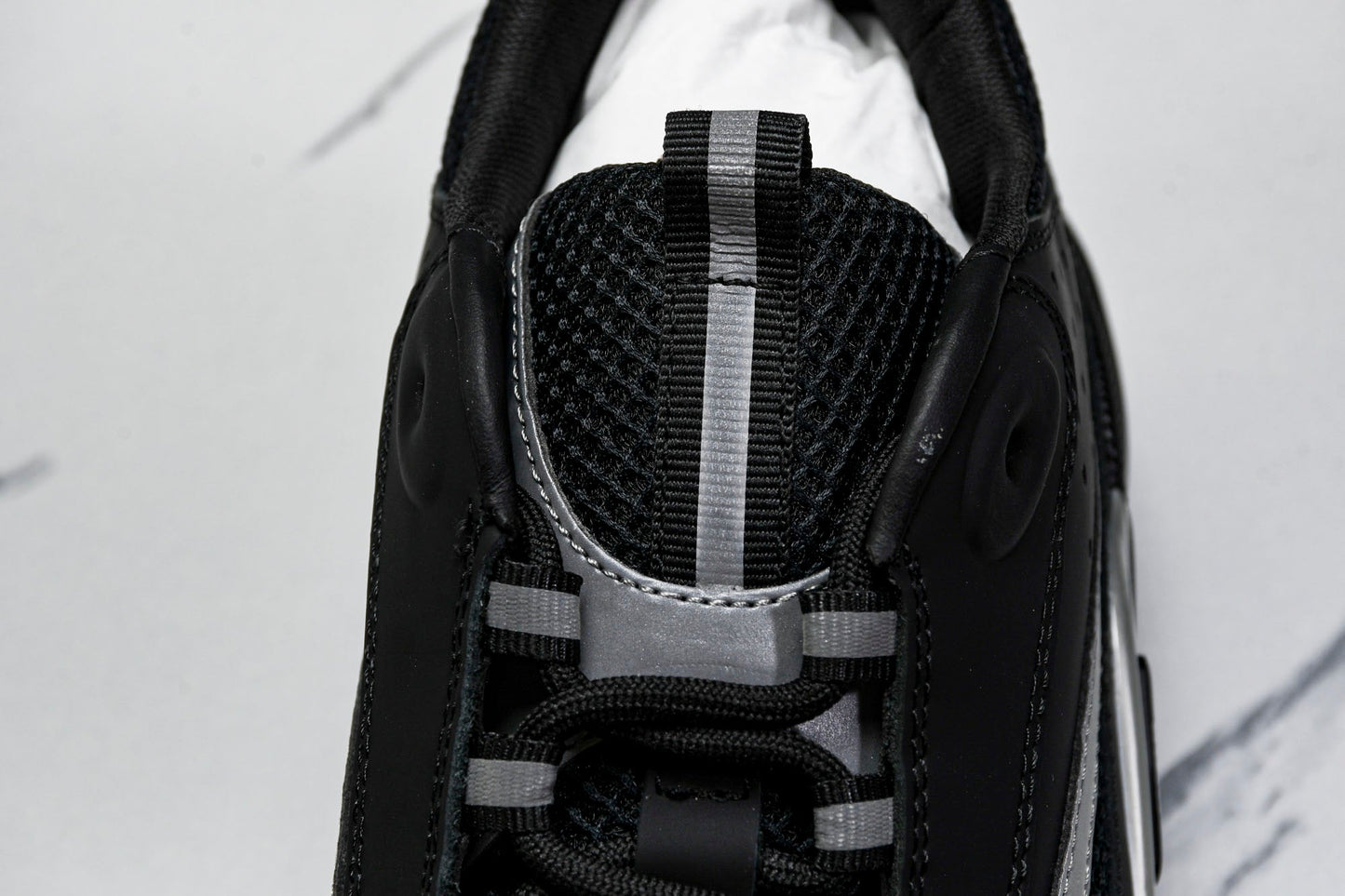 D1or B22 'Black Silver' - UK 10 / US 11 / EU 44
