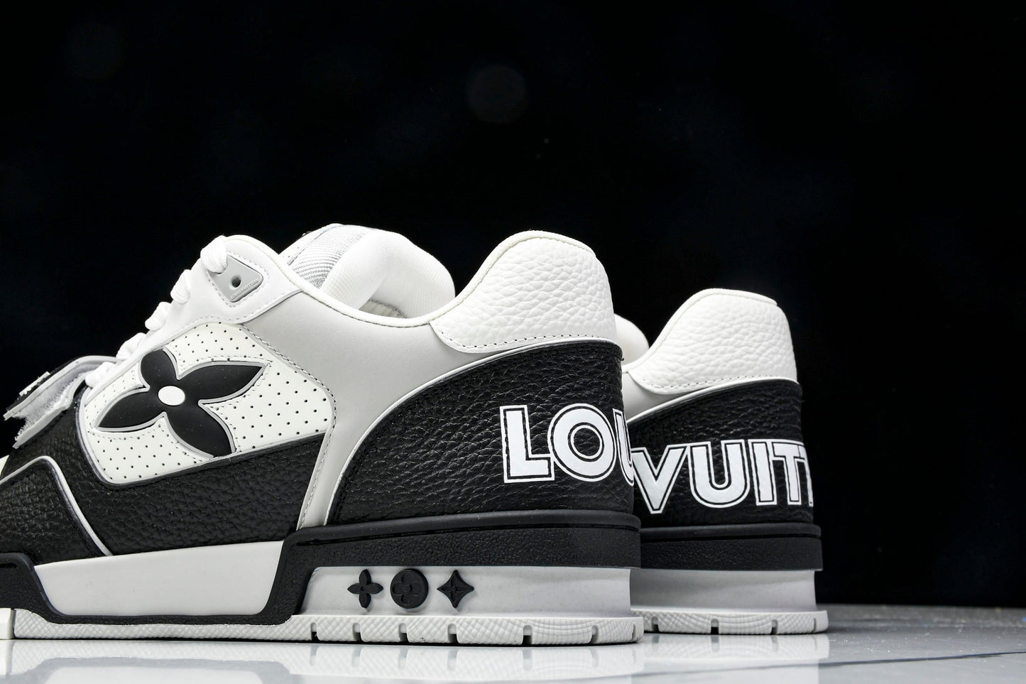 Louis Vuittоп Trainer Low Velcro Strap 'Perforated Black'