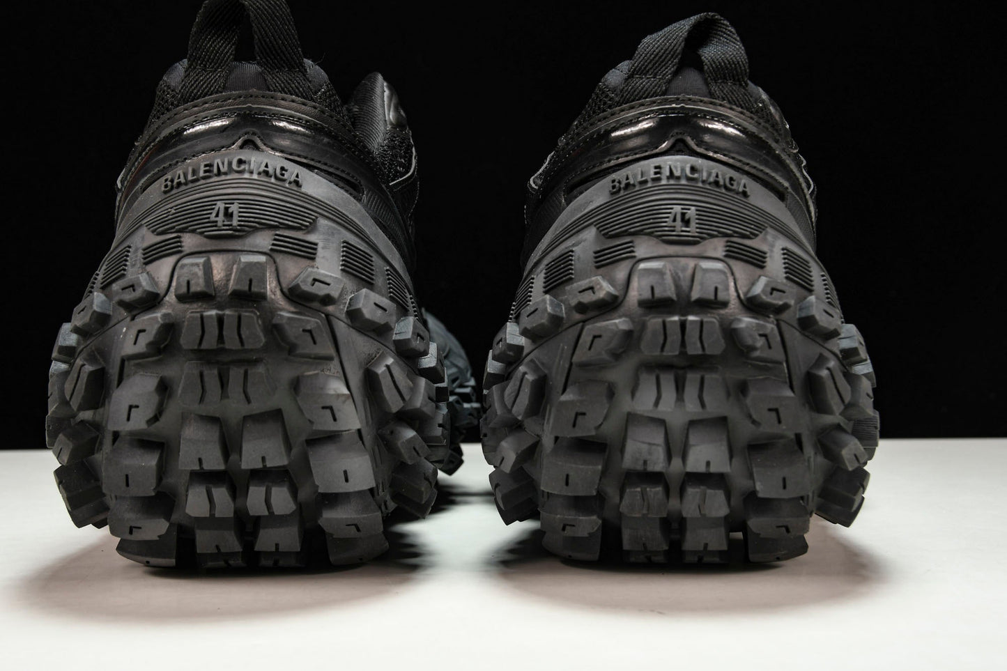 Defender (Bouncer) Sneaker 'Black' - UK 11 / US 12 / EU 45