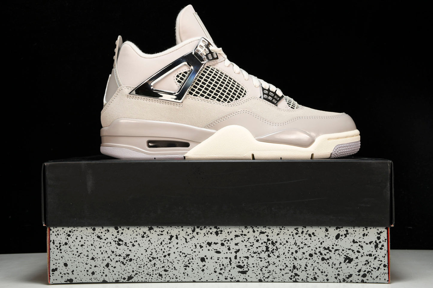 AJ4 Retro "Frozen Moments"
