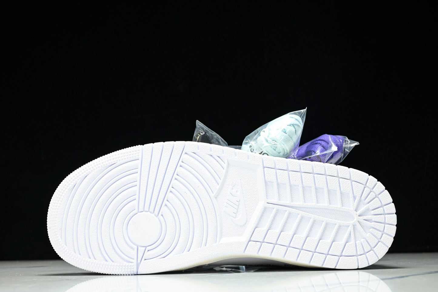 Off-White x Virgil Abloh Archive AJ1 Retro High 'Alaska'