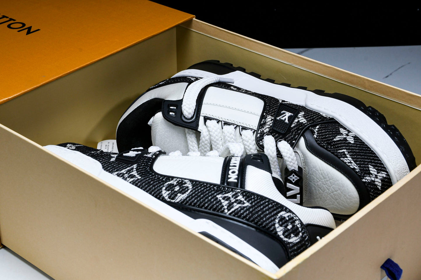 Louis Vuittоп Trainer Maxi 'Monogram Black White' - UK 6 / US 7 / EU 40