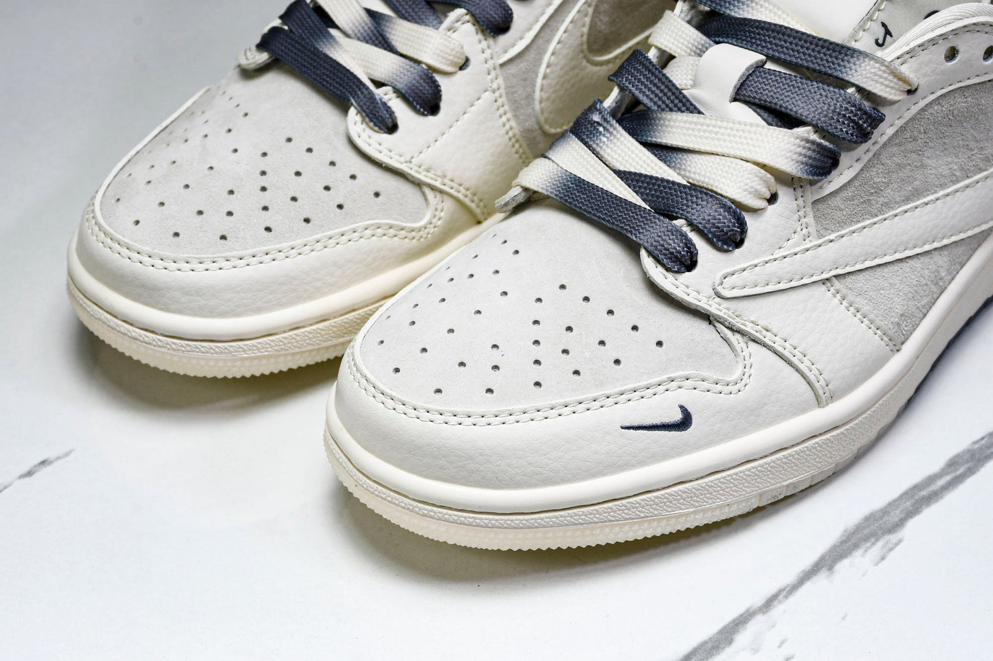 Travis Scott AJ1 Low x Supreme 'White Grey Sole' (Custom)