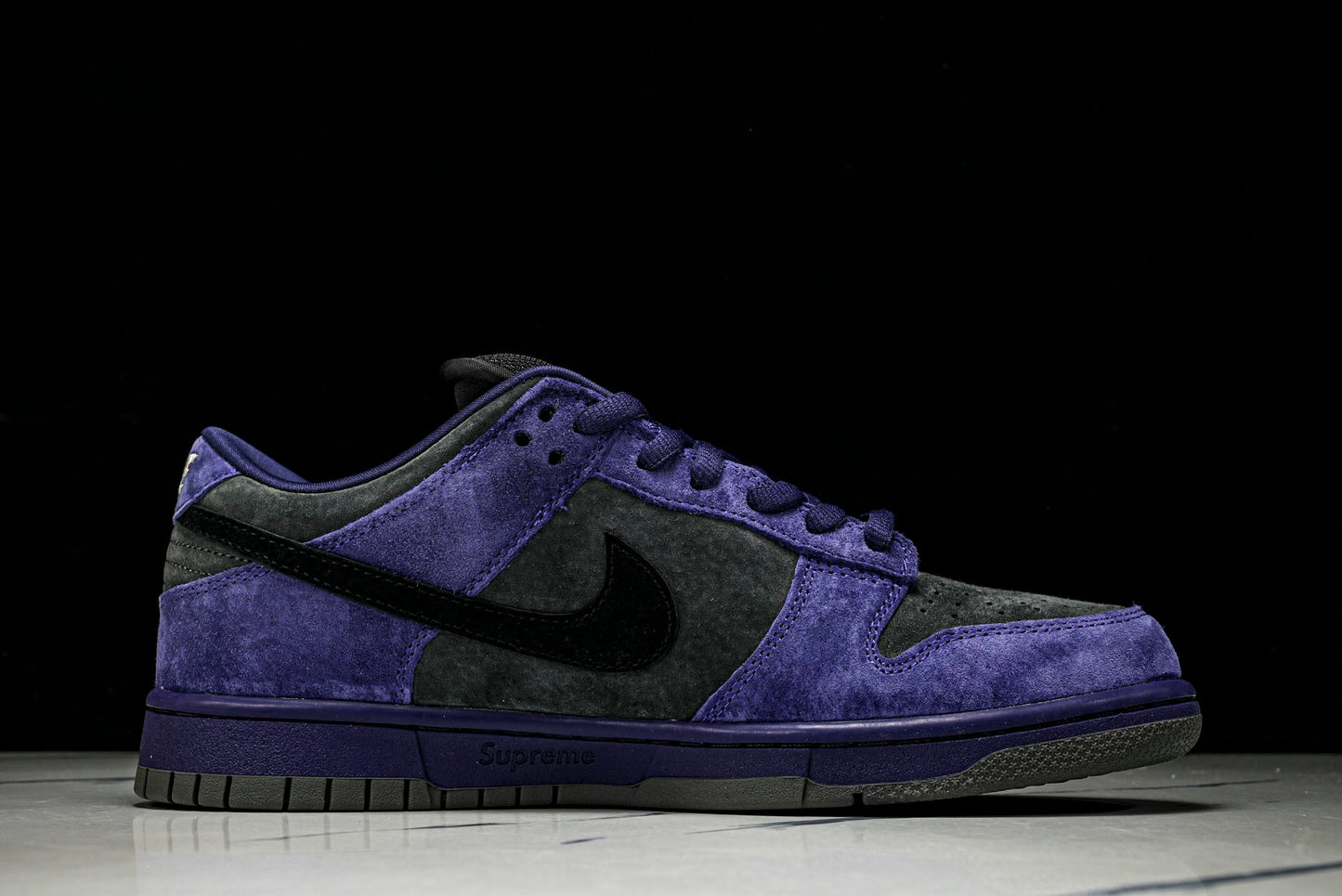 SB Dnk Low x Supreme 94 Ink