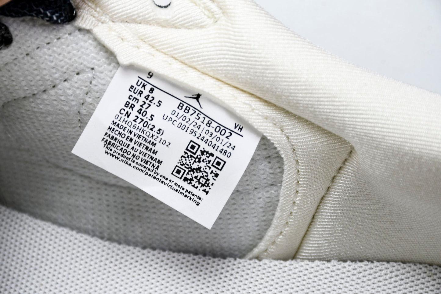 Travis Scott AJ1 Low x Supreme 'White Black Sole' (Custom)
