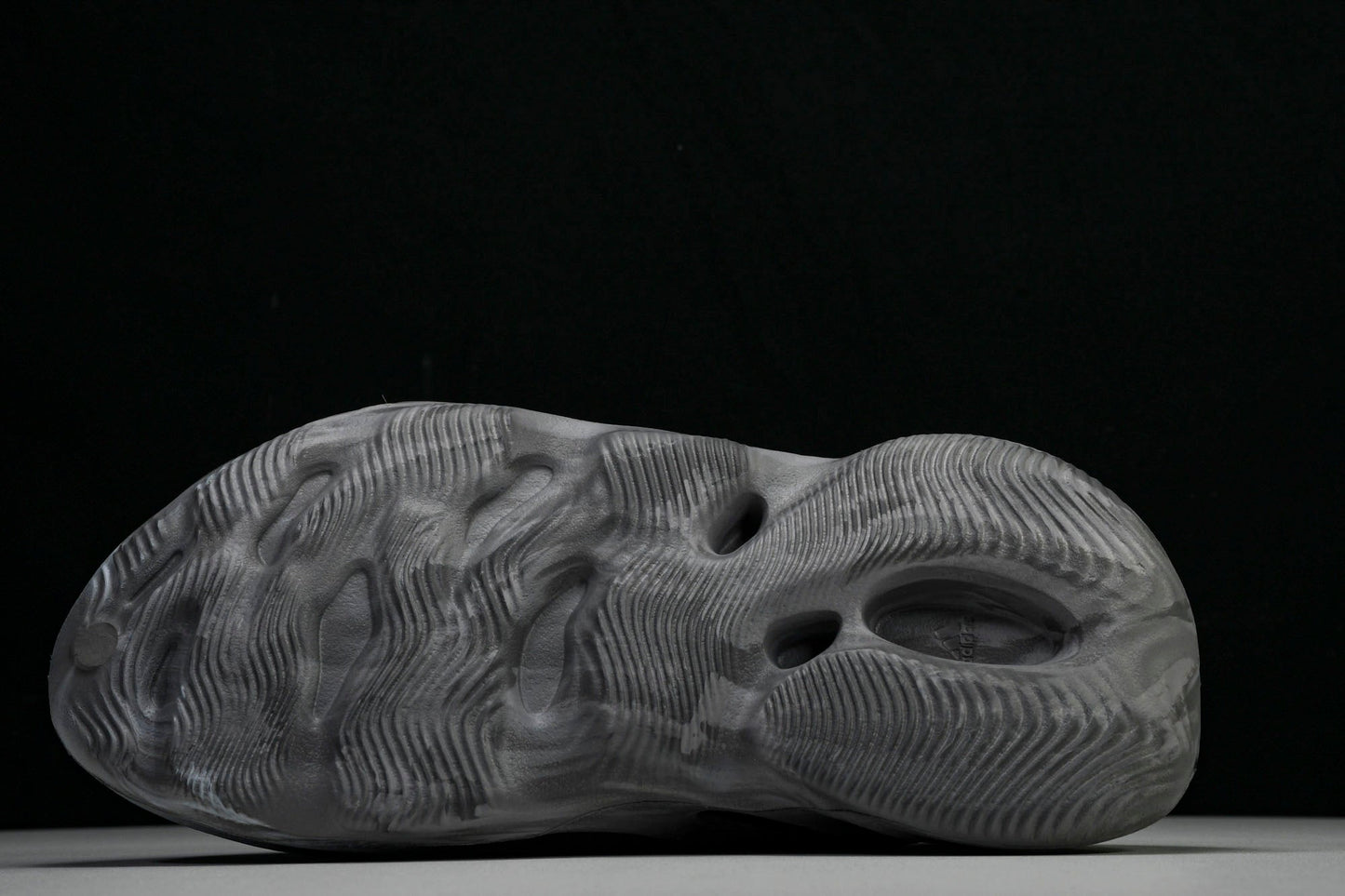 Yzy Foam RNNR 'MX Granite'