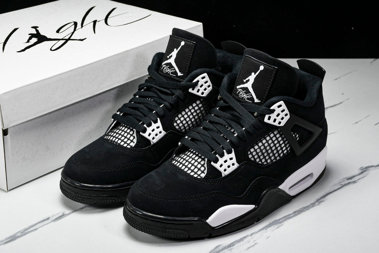 AJ4 Retro 'White Thunder' - UK W 3 (M 3.5) / US W 5.5 (M 4) / EU 36