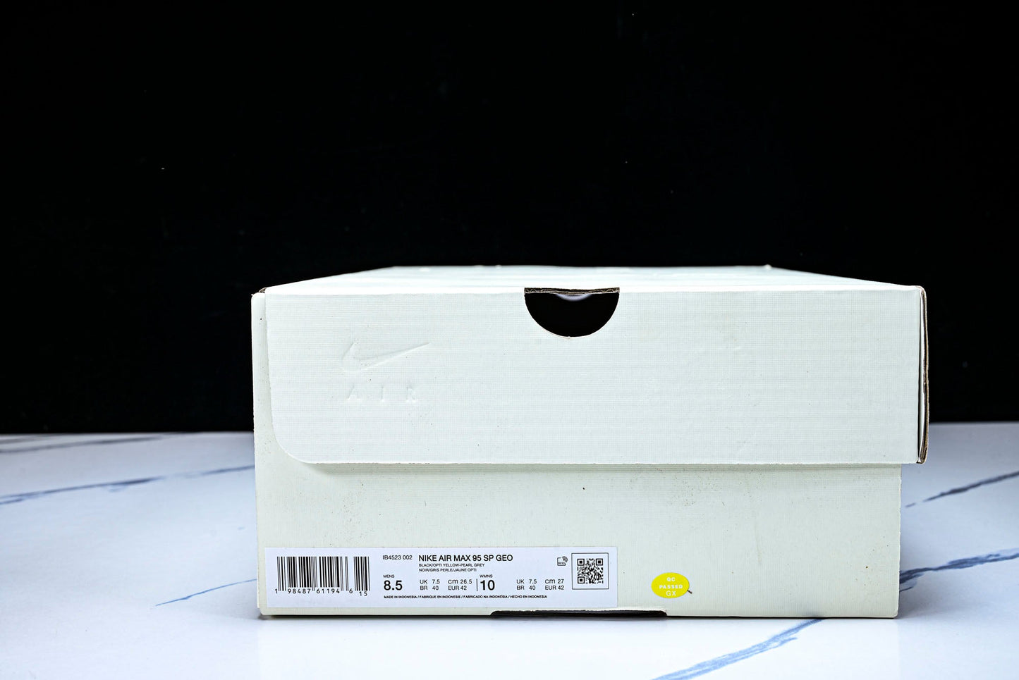 Undefeated x AM95 Geo Exclusive Pack 'Shanghai Opti Yellow'