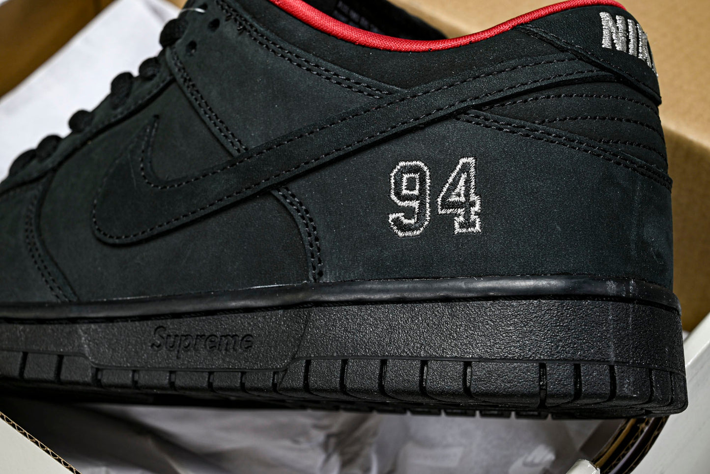 SB Dnk Low x Supreme 94 Black