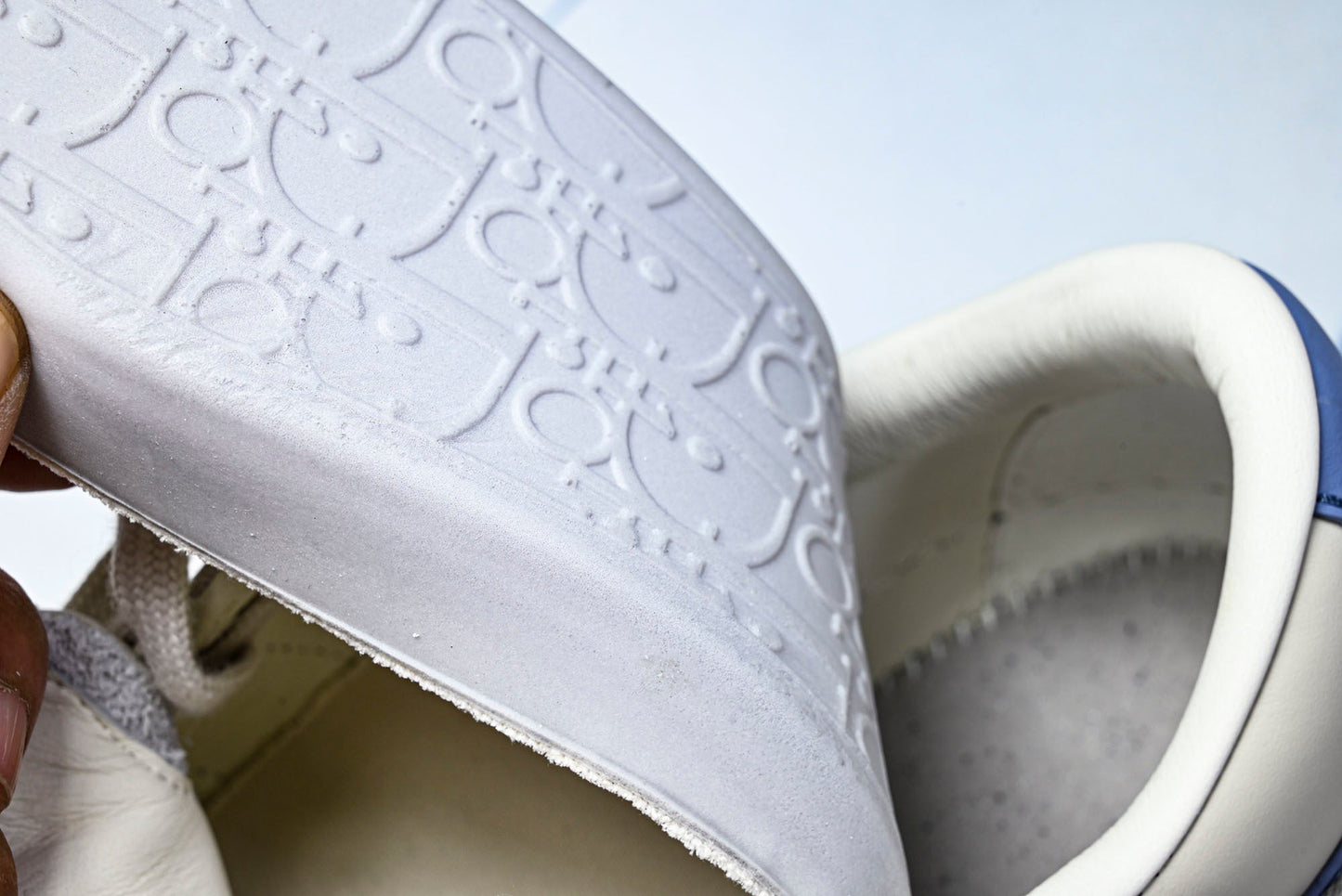 D1or B01 Matchpoint Sneaker 'Blue White'