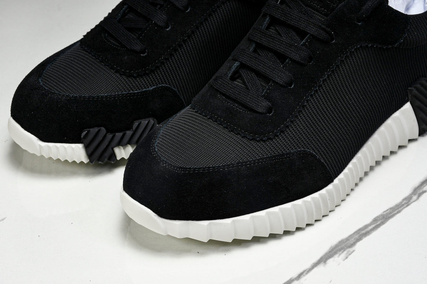 Hermès Bouncing Sneaker 'Noir Blanc'