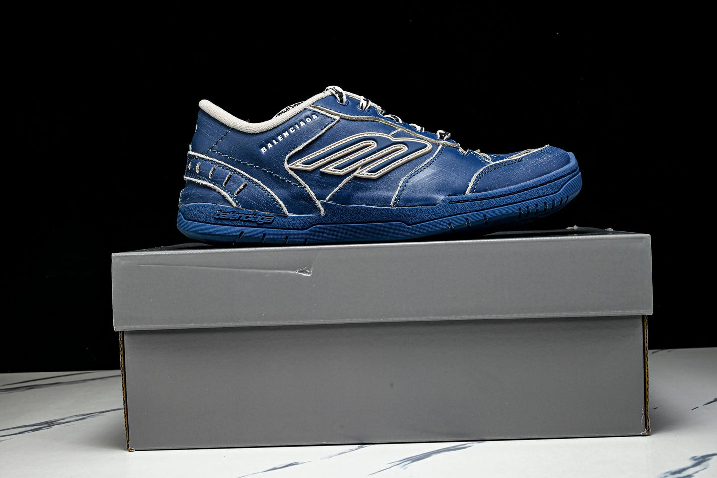 Вalenciaga Hamptons Worn-Out Sneaker 'Navy Blue'
