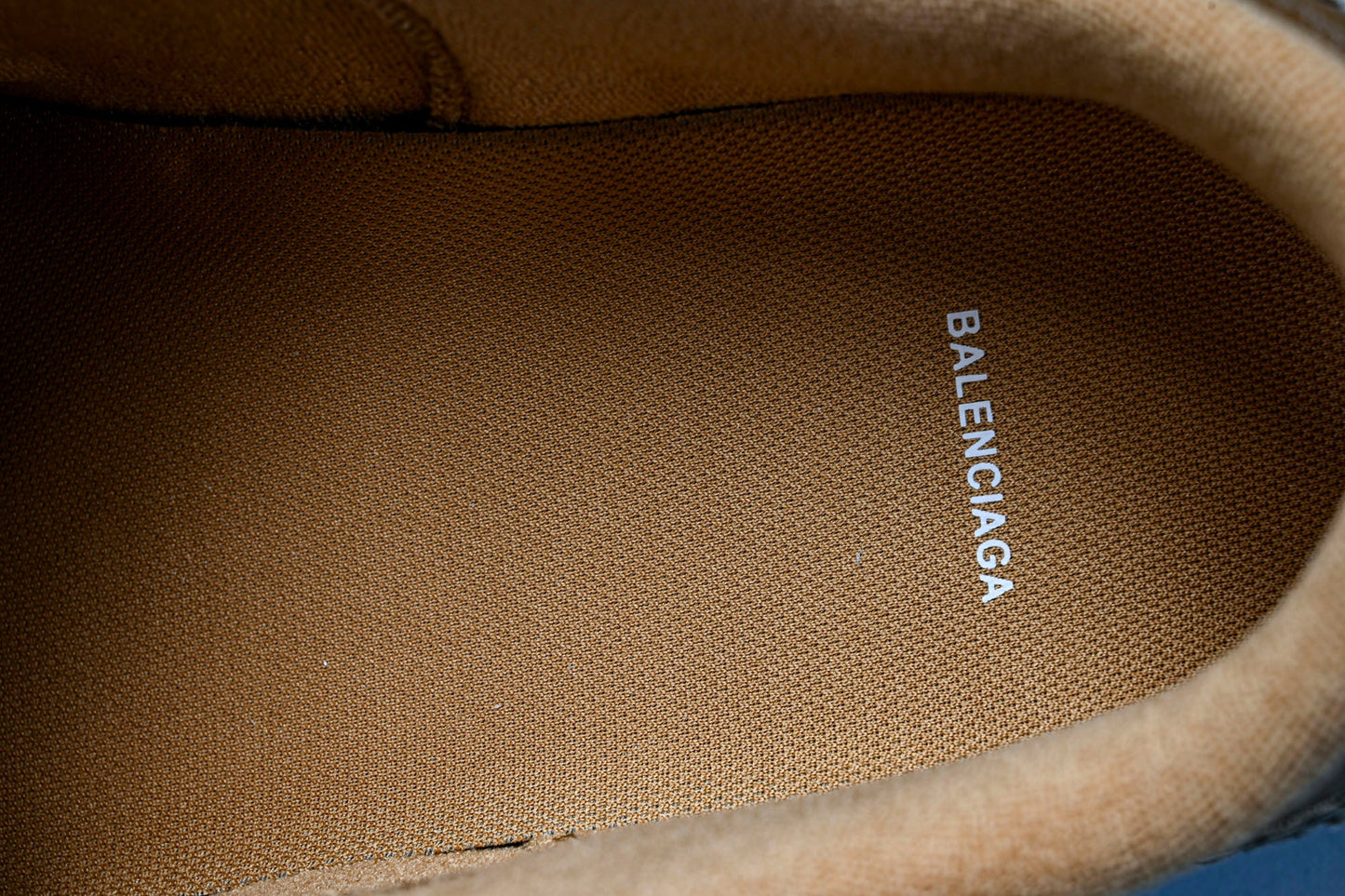 Вalenciaga Hamptons Worn-Out Sneaker 'Camel Brown'