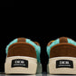 D1or B33 'Turquoise Brown'