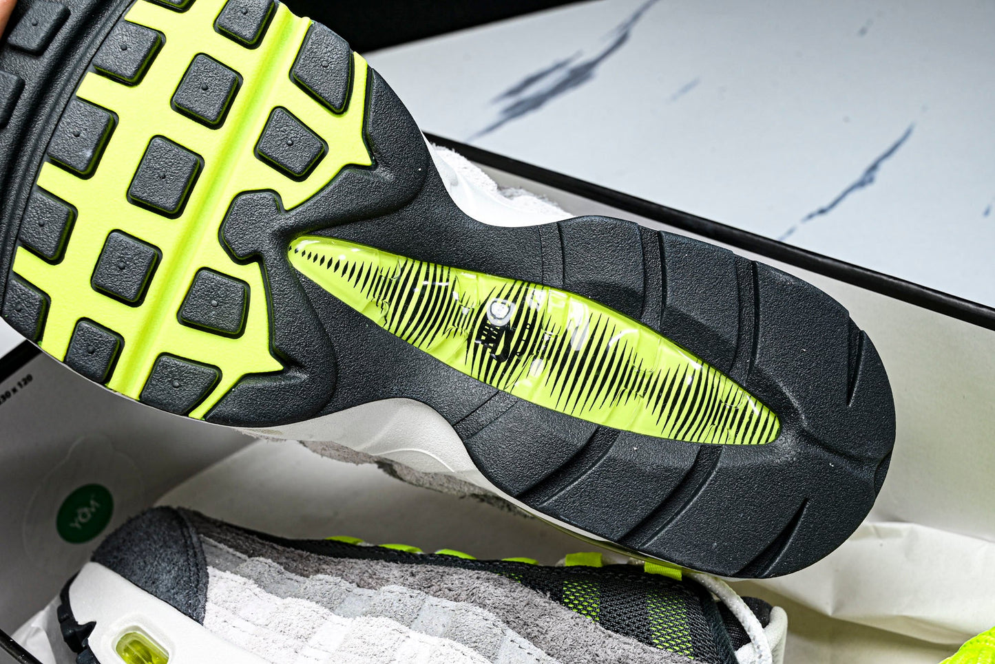 AM95 OG 'Reverse Gradient Neon'