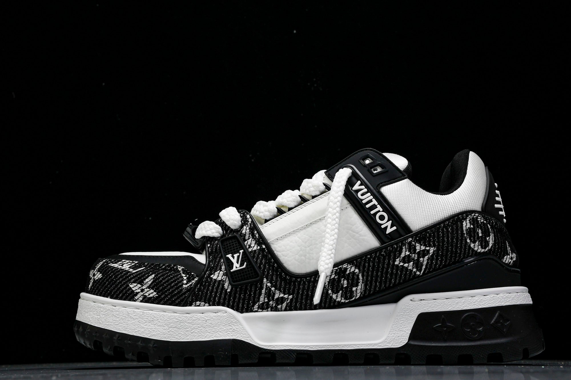 LV Trainer Maxi