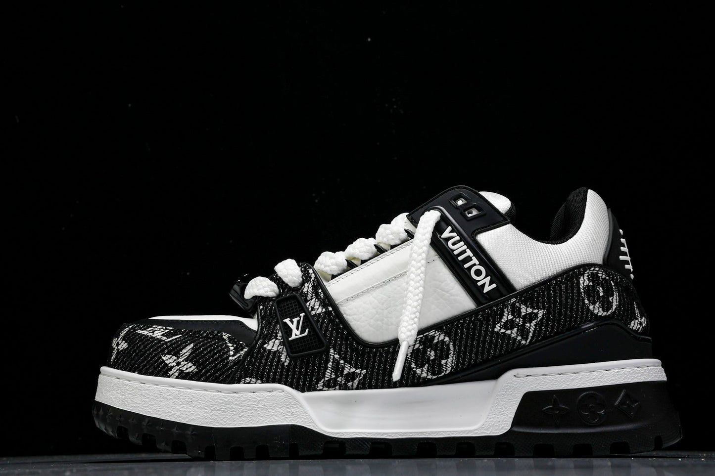 Louis Vuittоп Trainer Maxi 'Monogram Black White' - UK 6 / US 7 / EU 40