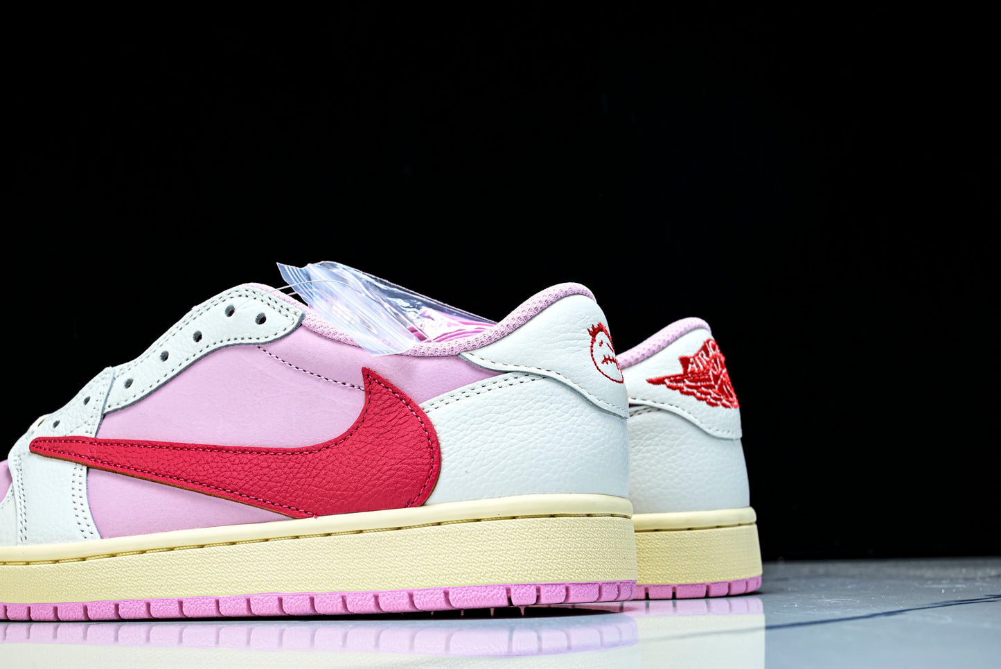 Travis Scott AJ1 Retro Low OG 'Tropical Pink'