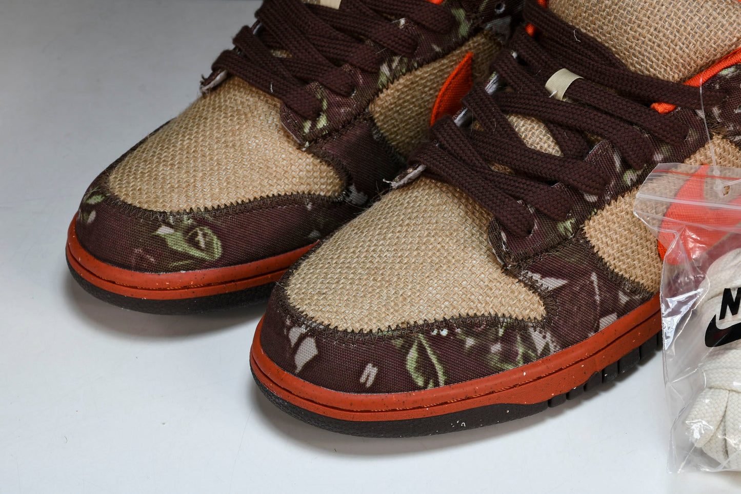 SB Dnk Low x Reese Forbes 'Hunter'