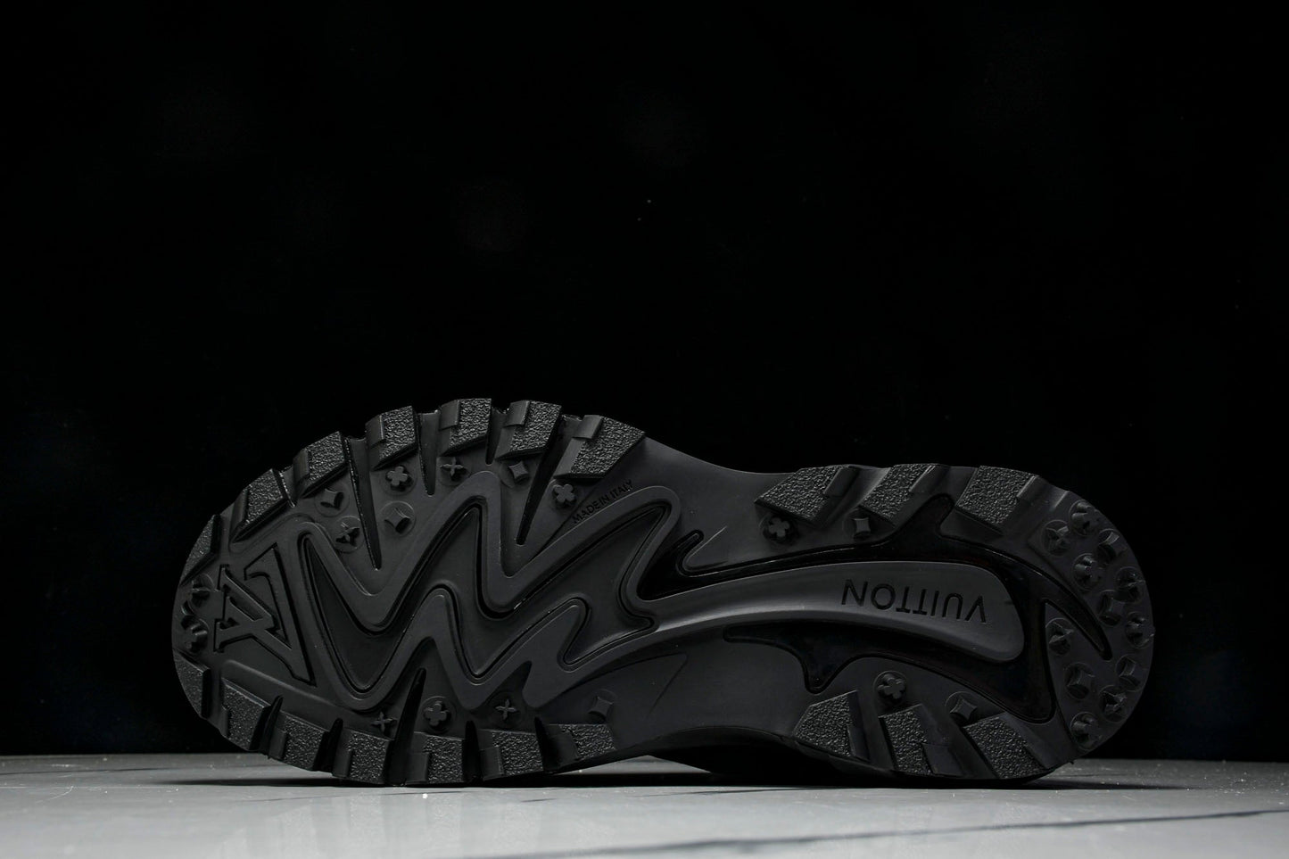 Louis Vuittоп Runner Tatic Sneaker 'Black'