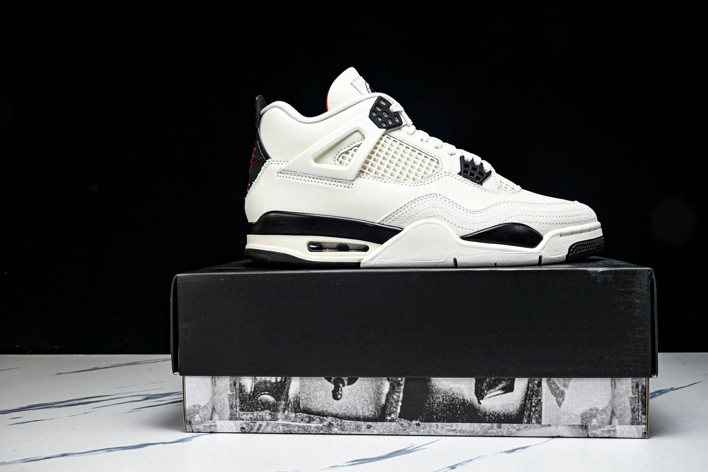 AJ4 Retro OG 'Flight Club'