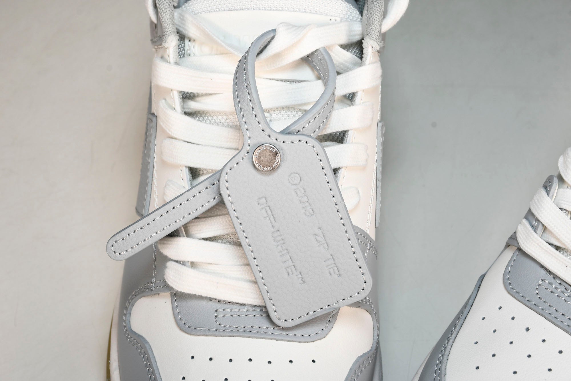 Off-White Out Of Office OOO Low Top 'Grey White' - UK 12 / US 13 / EU 46